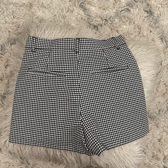 Zara checkered skort- great condition - Picture 2 of 3